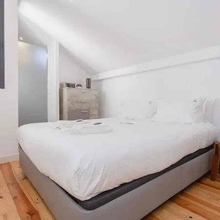 Liiiving In - Design Loft Marques
